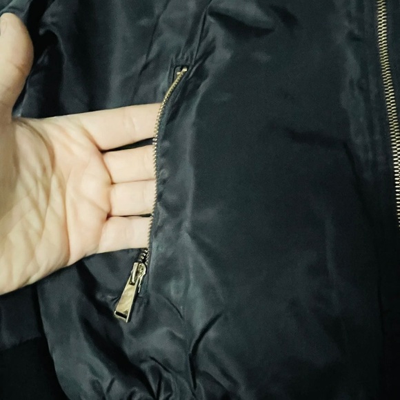 Zara Basic Outerwear Womens 90's Y2K Black Bomber Jacket with Zip Pockets Size S - Picture 4 of 8